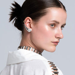 Amo Ear Climber